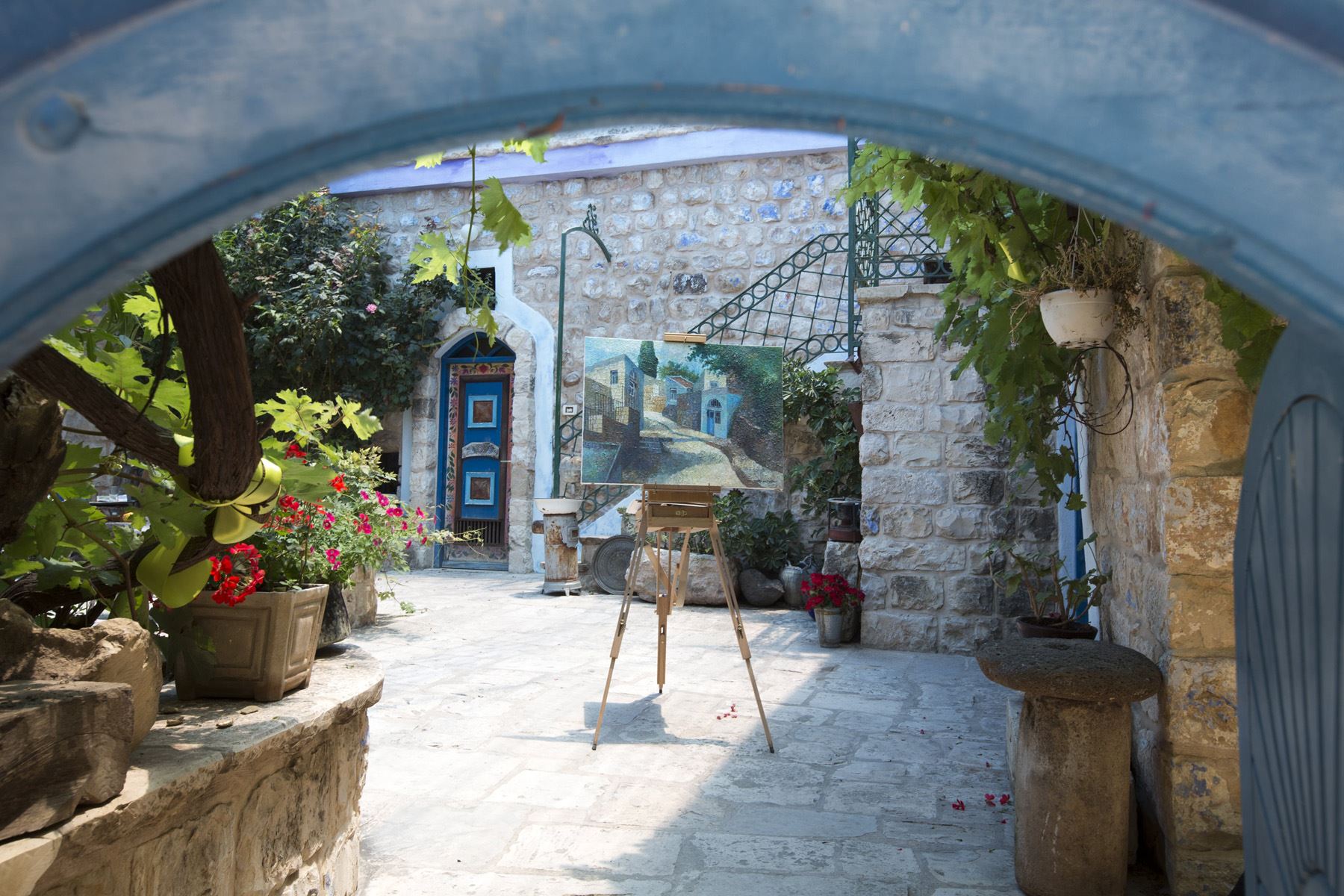 Safed, art gallery_ Credit Itamar Grinberg for the Israeli Ministry of Tourism