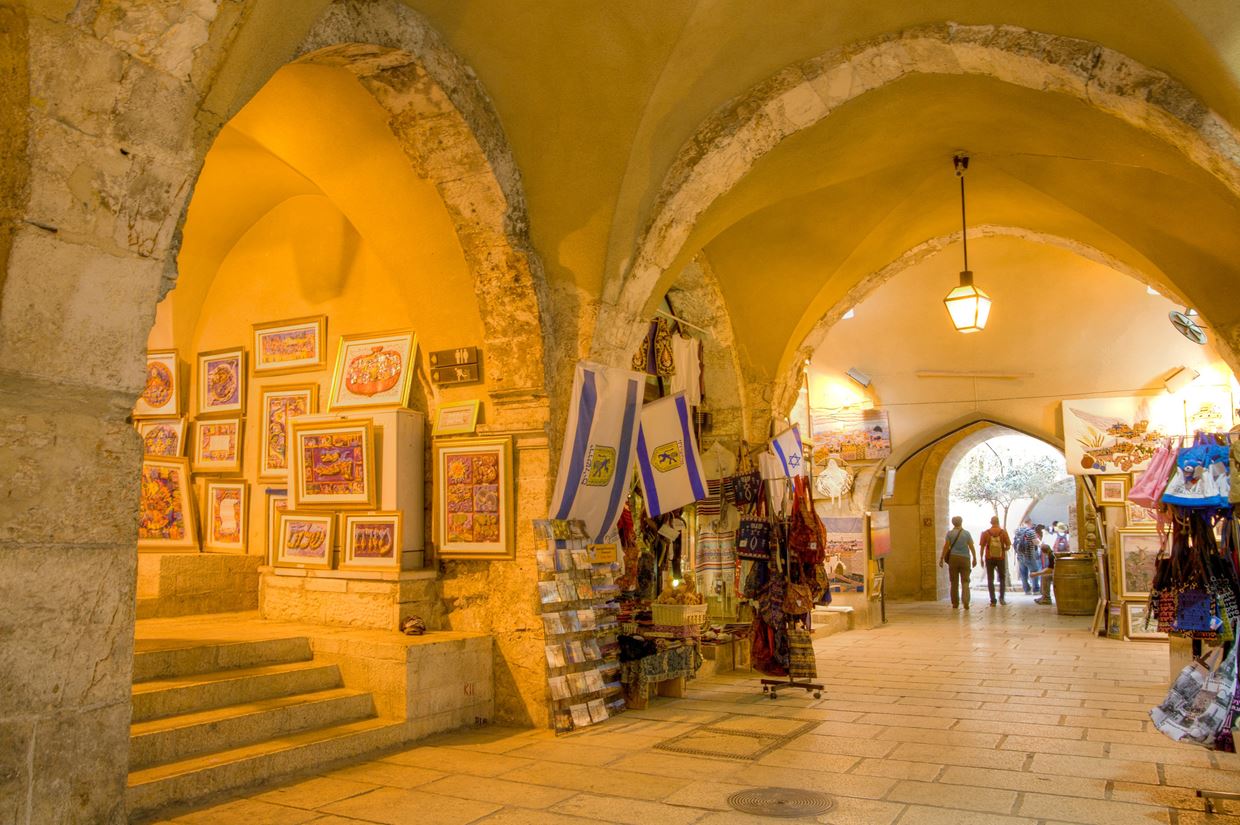 Jerusalem Old City, Cardo_ Credit Noam Chen for the Israeli Ministry of Tourism