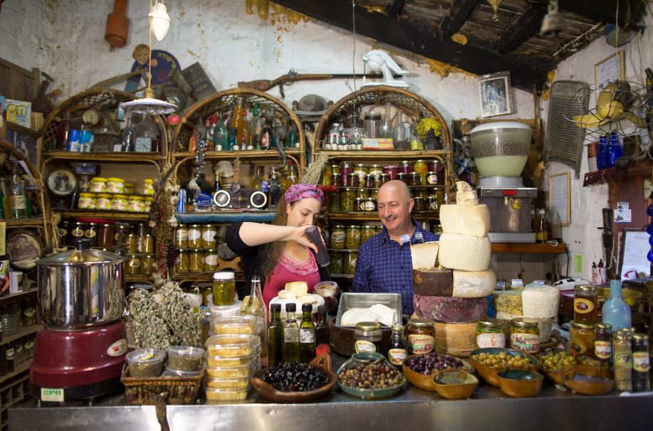 Chesse makers in the Galilee_ Credit Itamar Grinberg for the Israeli Ministry of Tourism