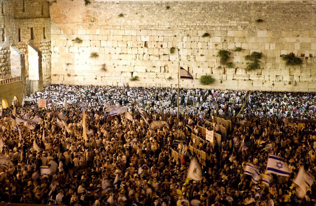 Jerusalem - Men at the Western Wall _ Credit Noam Chen for the Israeli Ministry of Tourism